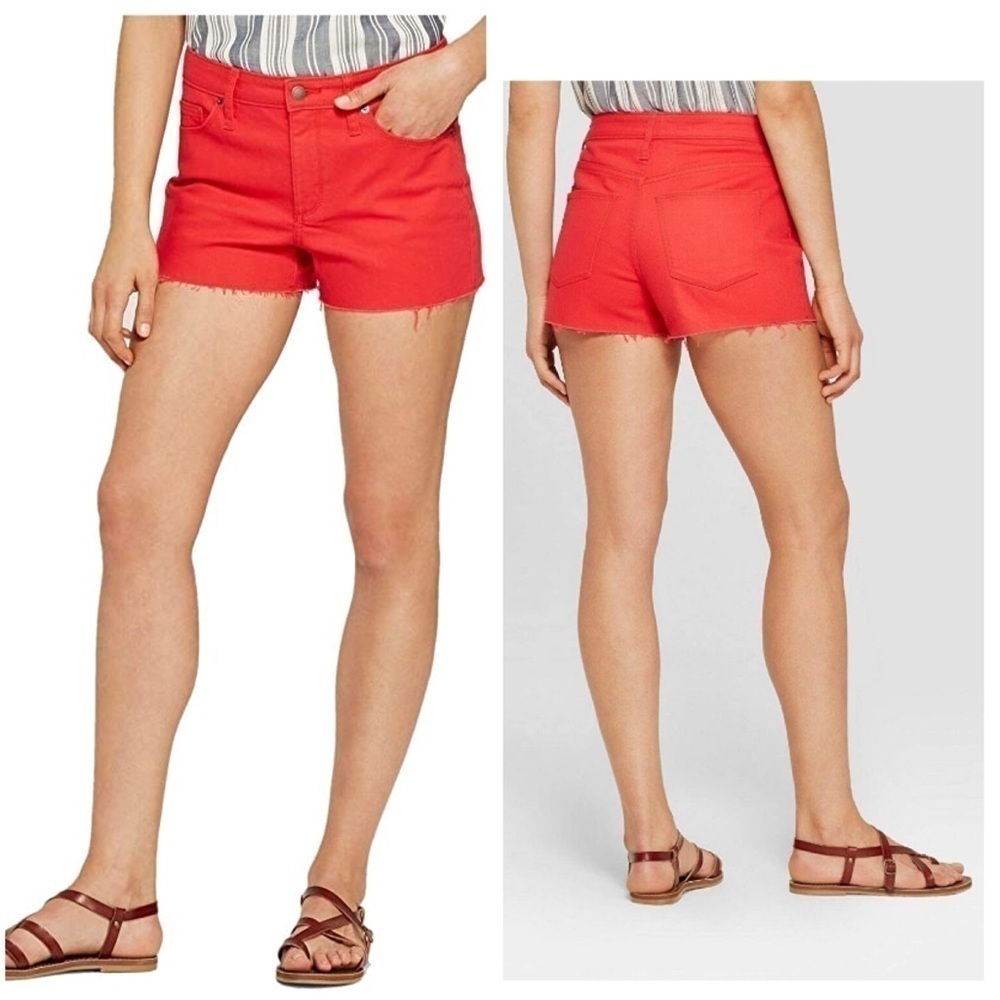 NEW Universal Thread red high-rise shortie shorts